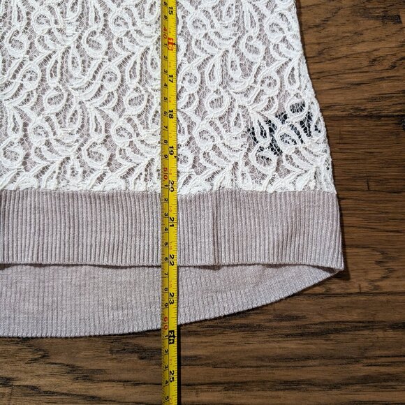 RW&CO lace crew neck sweater taupe size small - Picture 14 of 15